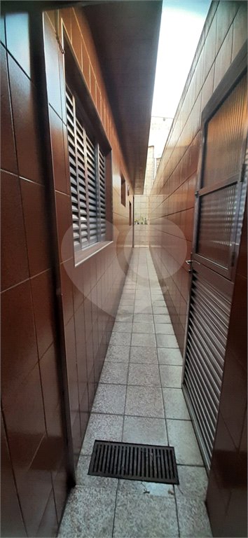 Sobrado à venda com 3 quartos em Jardim Guairaca, São Paulo, SP