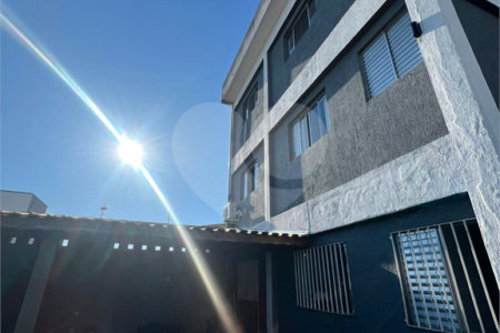 Apartamento à venda com 3 quartos, sendo 1 suíte,  em Vila Suissa, Mogi das Cruzes, SP