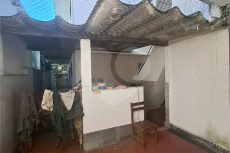Casa à venda com 5 quartos, sendo 4 suítes, em Campo Grande, Rio de Janeiro, RJ