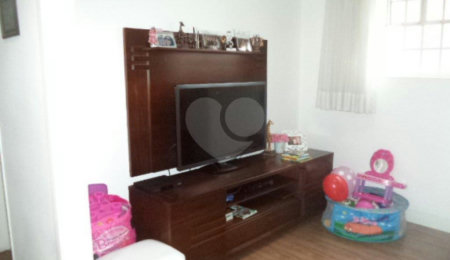 Sobrado à venda com 3 quartos, sendo 1 suíte,  em Santana, São Paulo, SP