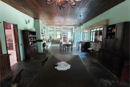 Casa à venda com 5 quartos, sendo 1 suíte, em Eldorado, São Paulo, SP