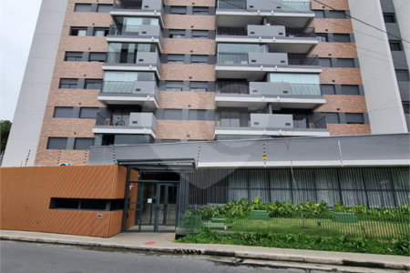 Apartamento à venda com 3 quartos, sendo 1 suíte,  em Ferreira, São Paulo, SP