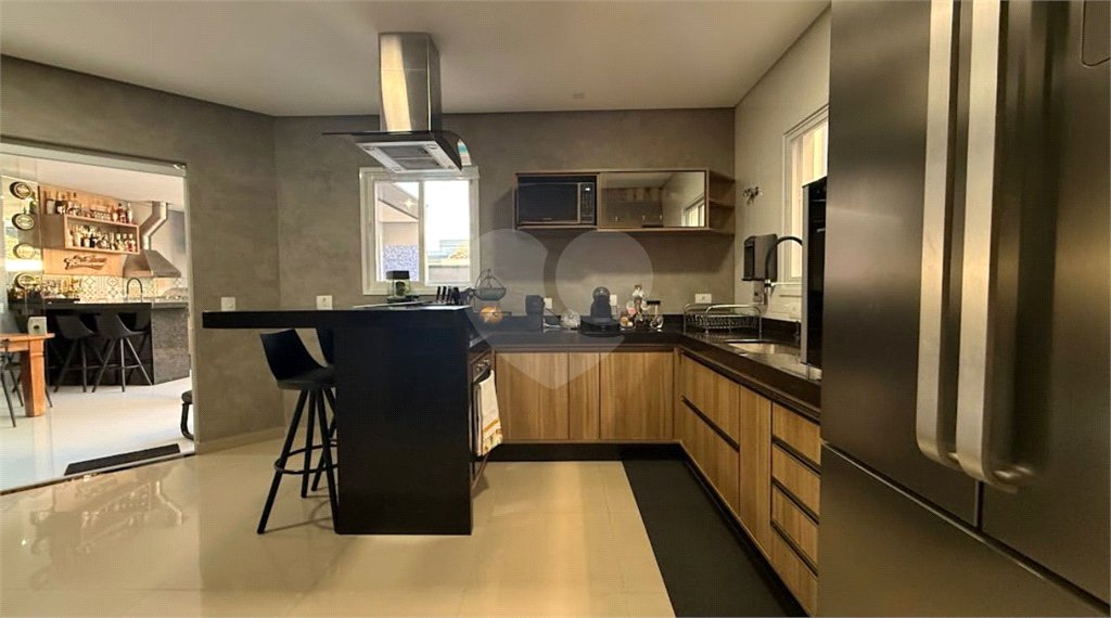 Casa à venda com 4 suítes no condomínio Altos da Serra Vi, São José dos Campos - SP