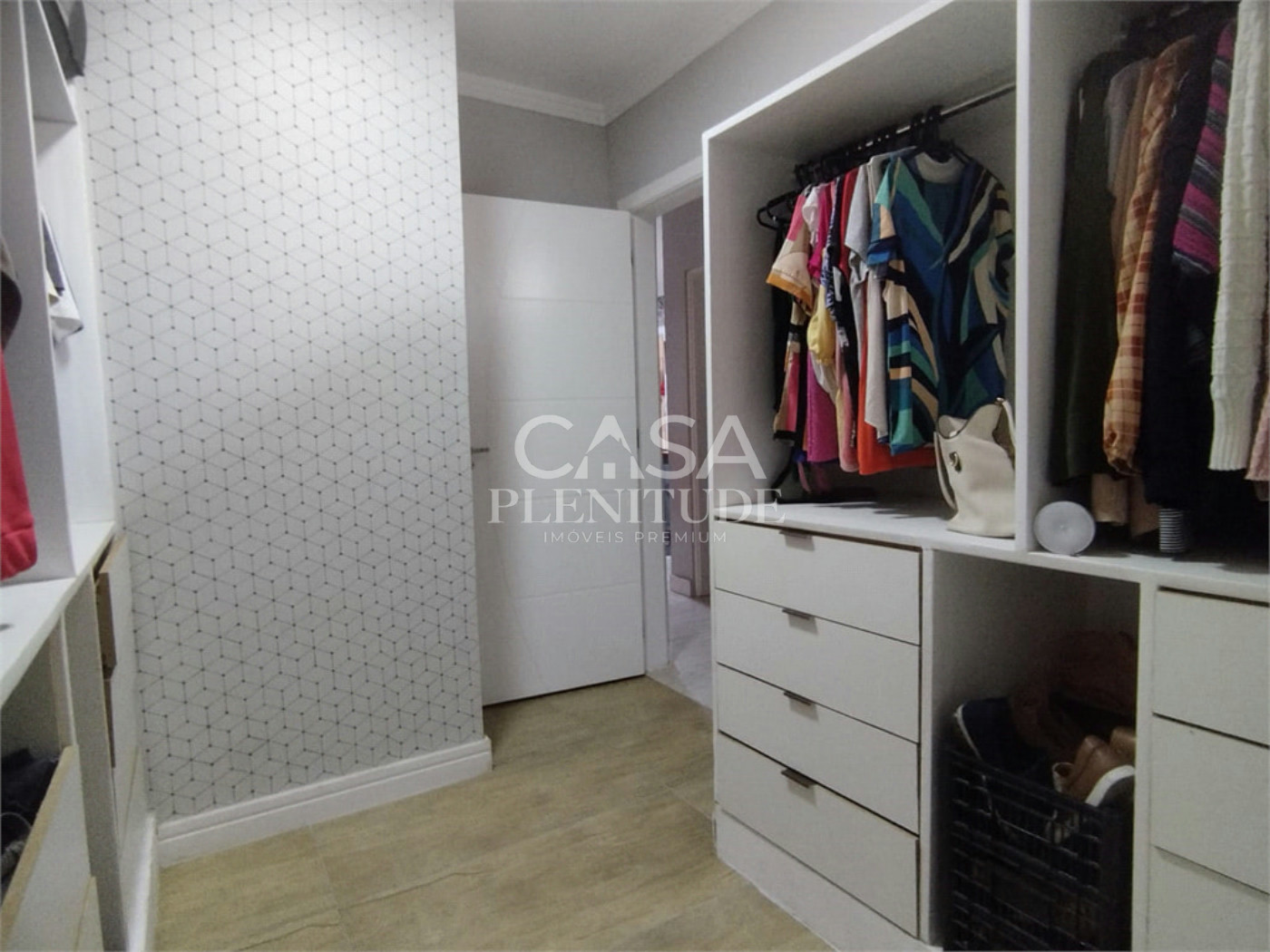 Casa em condomínio à venda com 2 quartos, sendo 1 suíte, em Jardim Flamboyant, Sorocaba, SP