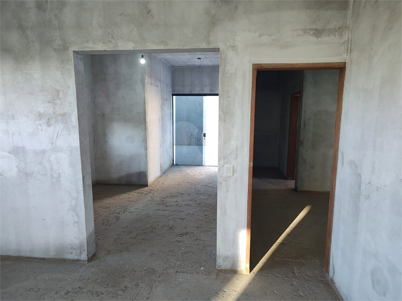 Casa à venda com 3 quartos, sendo 1 suíte, em Portal Giardino, Itatiba, SP