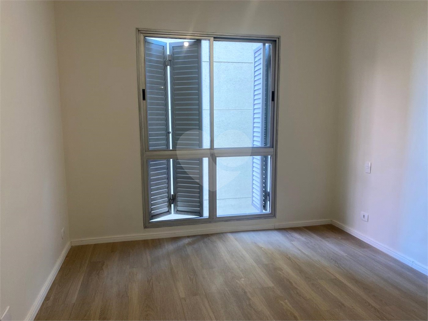 Apartamento à venda com 3 quartos, sendo 1 suíte,  em Itaim Bibi, São Paulo, SP