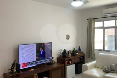 Apartamento à venda com 2 quartos, sendo 1 suíte,  em Canto do Forte, Praia Grande, SP
