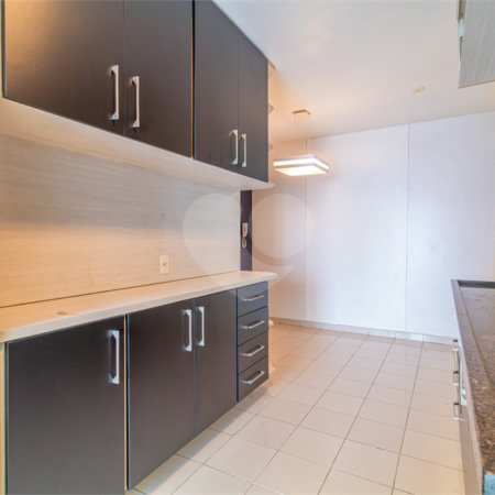 Apartamento à venda com 3 quartos em Santo Amaro, São Paulo, SP