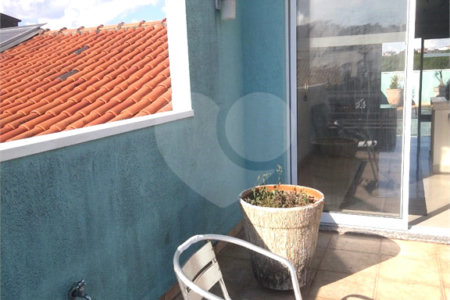Sobrado à venda com 3 suítes em Jardim Dona Sinhá, São Paulo, SP
