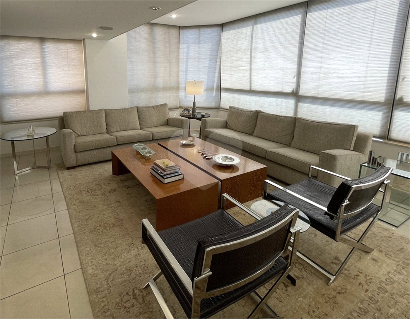 Apartamento à venda com 4 suítes em Vila Suzana, São Paulo, SP