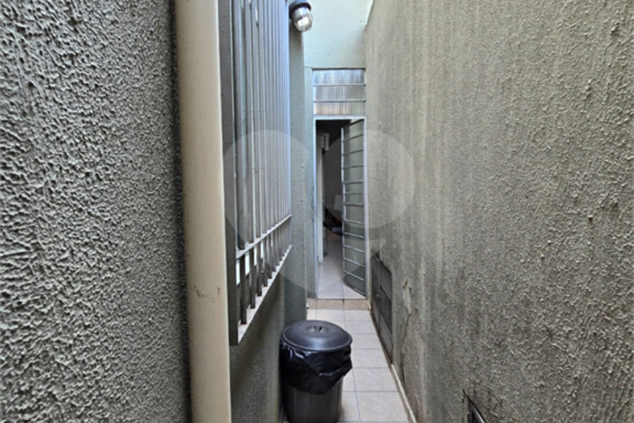Sobrado à venda com 5 quartos, sendo 1 suíte, em Vila Bonilha, São Paulo, SP