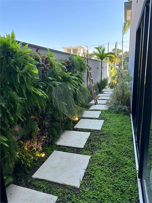 Casa à venda com 6 suítes no condomínio Golf CL, Bertioga - SP