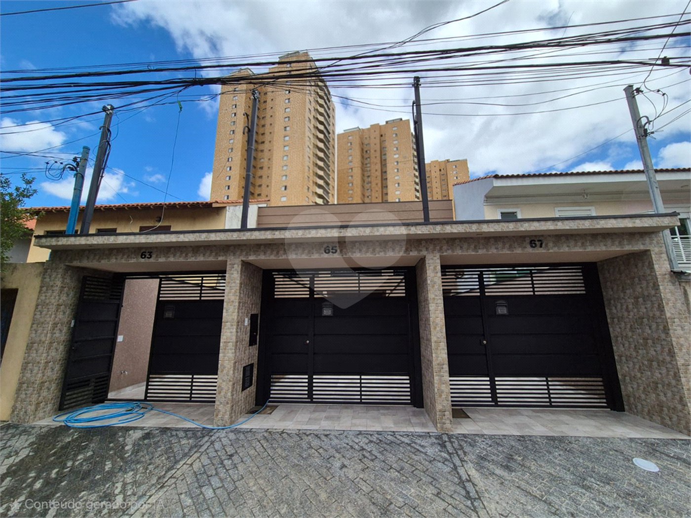 Sobrado à venda com 2 suítes em Vila Polopoli, São Paulo, SP