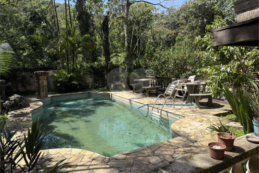Casa à venda com 4 quartos no condomínio Parque Suiça, Caieiras - SP