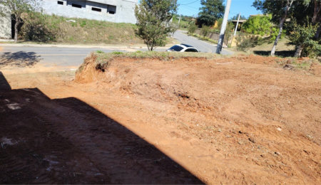 Terreno à venda com 1 suíte no condomínio Jatobás, Vinhedo - SP