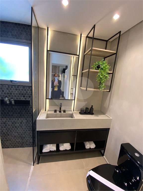 Apartamento à venda com 3 suítes em Campo Belo, São Paulo, SP