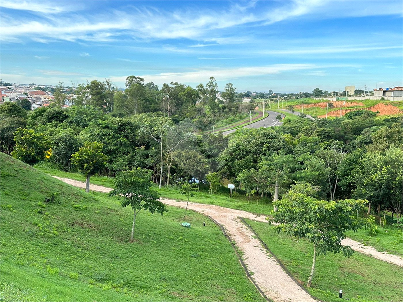 Terreno à venda no condomínio Residencial Central Parque, Salto - SP