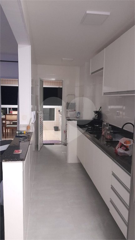 Apartamento à venda com 2 quartos, sendo 1 suíte, em Mirim, Praia Grande, SP