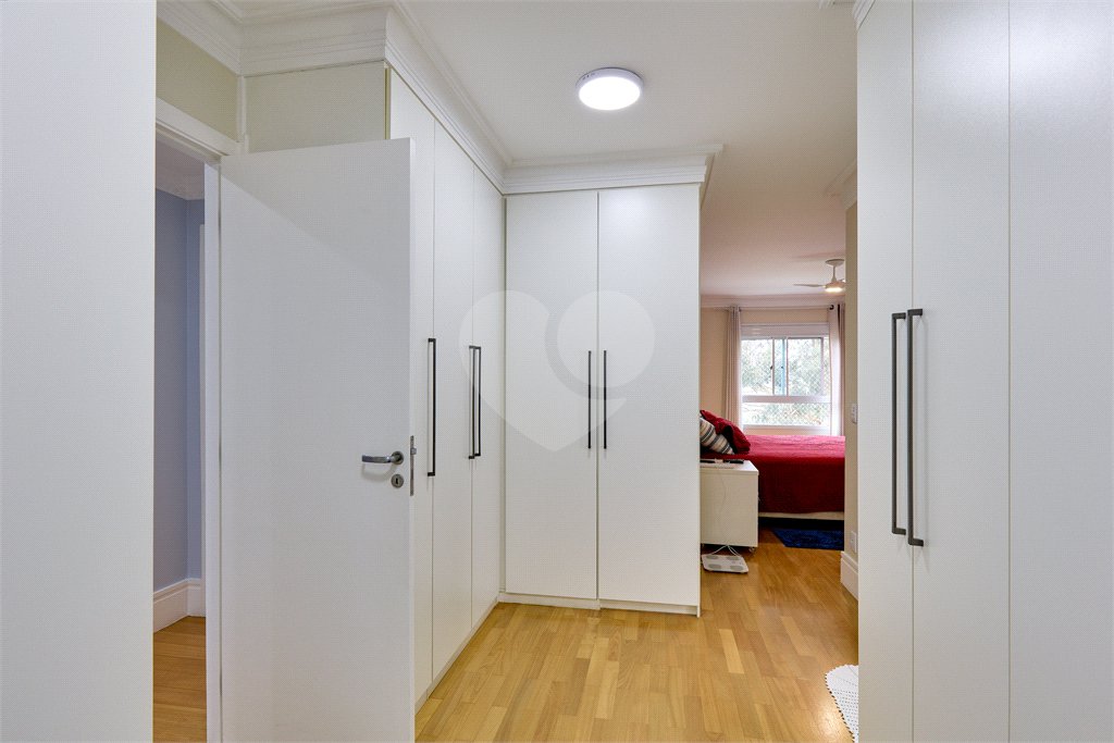 Apartamento à venda com 4 suítes em Jardim Marajoara, São Paulo, SP