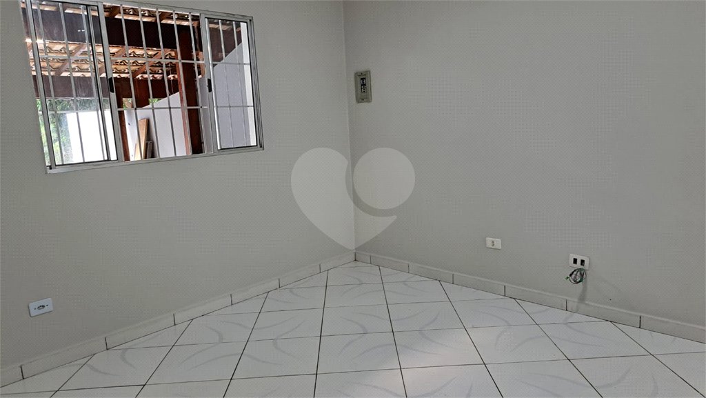 Casa à venda com 2 quartos em Jardim Vitória, Mairinque, SP