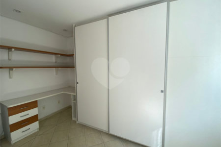Casa à venda com 5 quartos, sendo 1 suíte,  em Indianópolis, São Paulo, SP