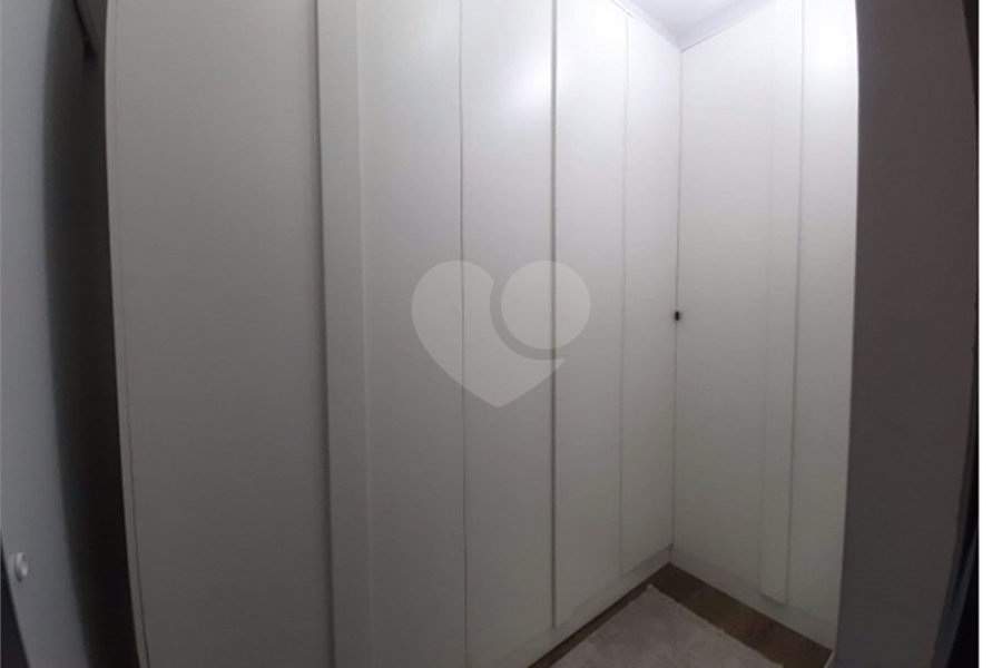 Sobrado à venda com 4 quartos, sendo 1 suíte, em Parque Edu Chaves, São Paulo, SP