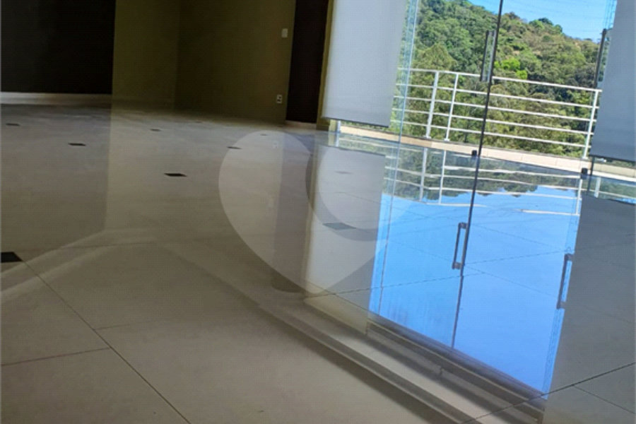 Casa à venda com 4 suítes em Serra da Cantareira, Mairiporã, SP
