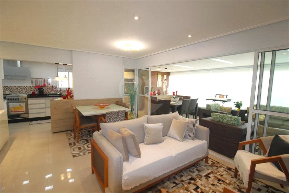 Apartamento à venda com 3 suítes em Santa Teresinha, São Paulo, SP