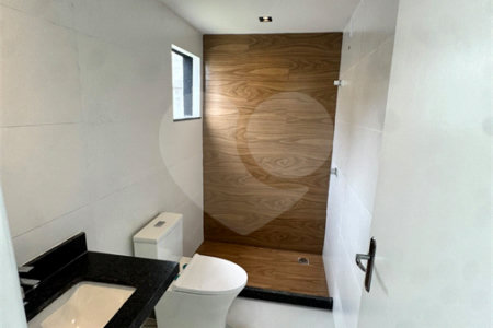 Casa à venda com 2 quartos, sendo 1 suíte, em Pedra de Guaratiba, Rio de Janeiro, RJ