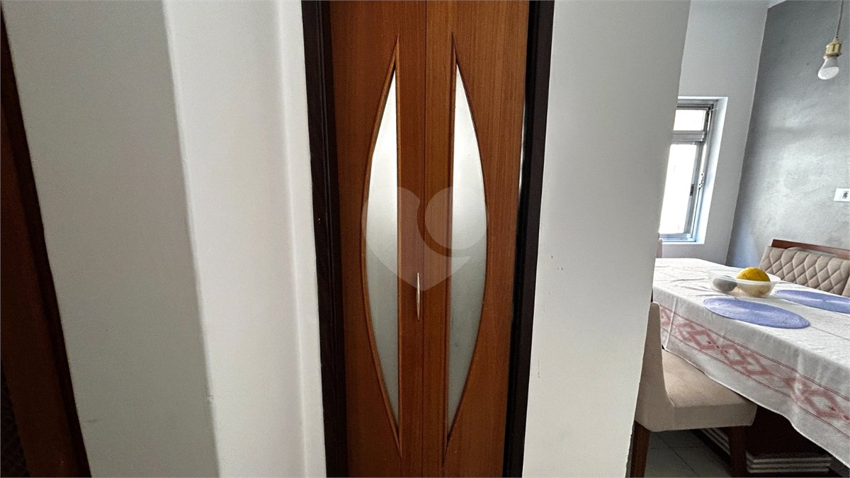 Sobrado à venda com 3 quartos, sendo 2 suítes, em Cidade São Francisco, São Paulo, SP