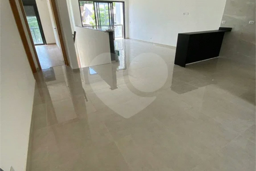 Casa à venda com 3 suítes em Chácara Roselândia, Cotia, SP
