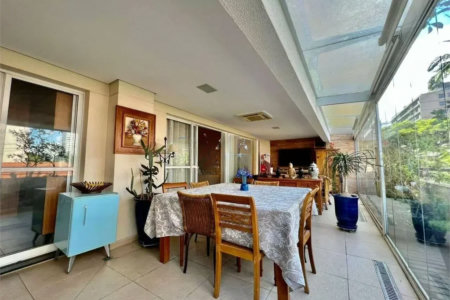 Apartamento à venda com 3 suítes em Cidade Monções, São Paulo, SP