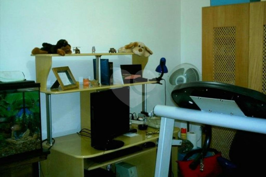 Sobrado à venda com 3 quartos, sendo 1 suíte, em Horto, São Paulo, SP