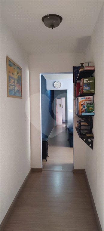 Sobrado à venda com 3 quartos em Vila Maria de Maggi, Suzano, SP