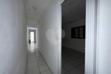 Sobrado à venda com 2 quartos em Vila Antonieta, São Paulo, SP