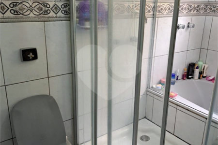 Sobrado à venda com 4 quartos, sendo 2 suítes, em Jardim Modelo, Suzano, SP