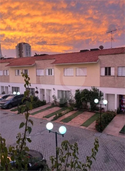SOBRADO À VENDA NA VILA MARIA | 3 DORMITÓRIOS | SUÍTE COM CLOSET | 2 VAGAS