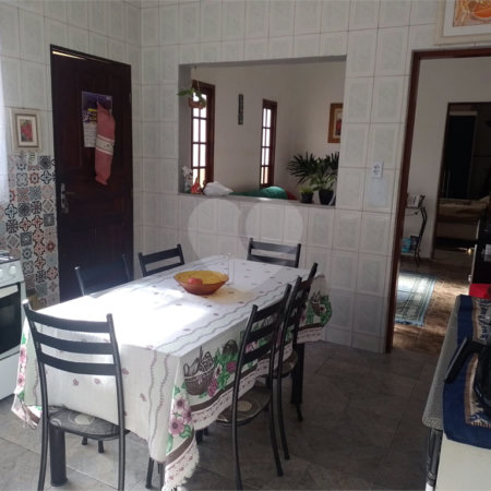 Casa à venda com 2 quartos em Parque Maria Helena, Suzano, SP