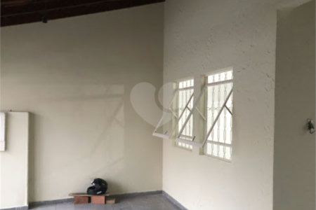 Casa à venda com 3 quartos, sendo 1 suíte, em Loteamento Terras de São Pedro e São Paulo, Salto, SP
