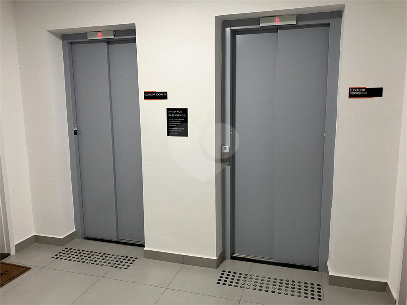 Apartamento à venda com 3 quartos, sendo 1 suíte, em Bairro da Vossoroca, Sorocaba, SP