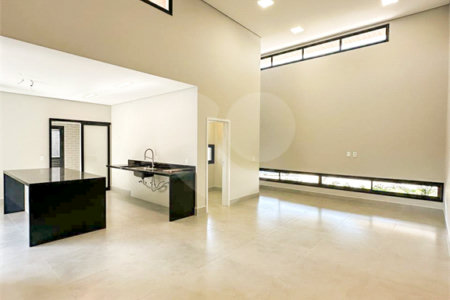 Casa à venda com 3 suítes no condomínio Residencial Mont'alcino, Valinhos - SP