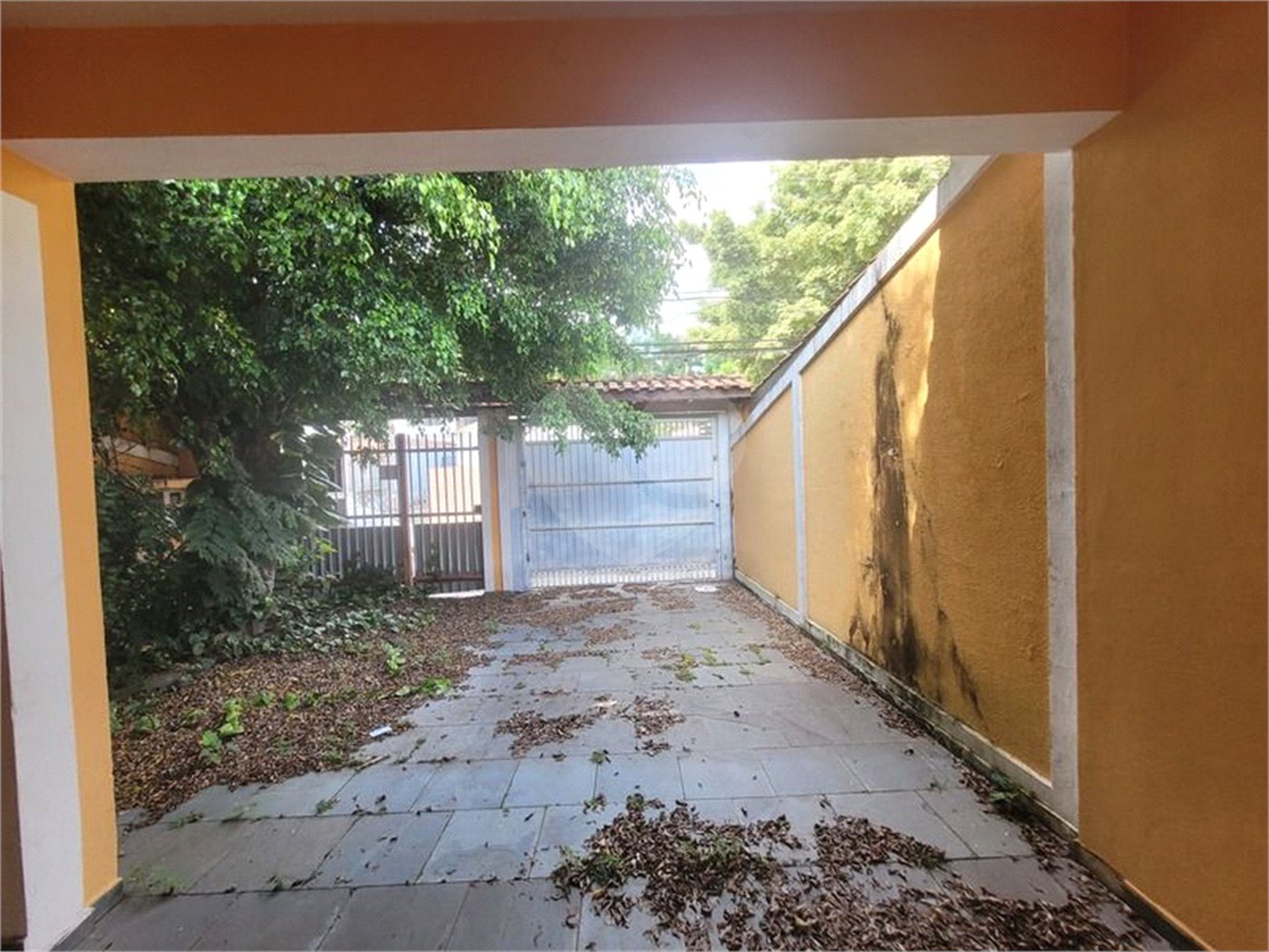 Casa à venda com 3 quartos, sendo 1 suíte, em Vila Vitório Mazzei, São Paulo, SP
