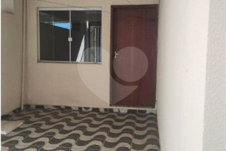 Casa à venda com 2 quartos no condomínio Residencial Profa Ines e Fogaça, Sorocaba - SP
