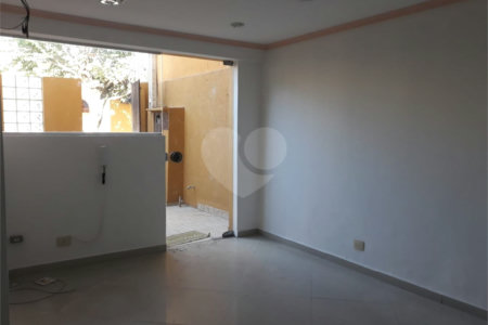 Sobrado para alugar com 4 quartos no Centro, São Roque, SP