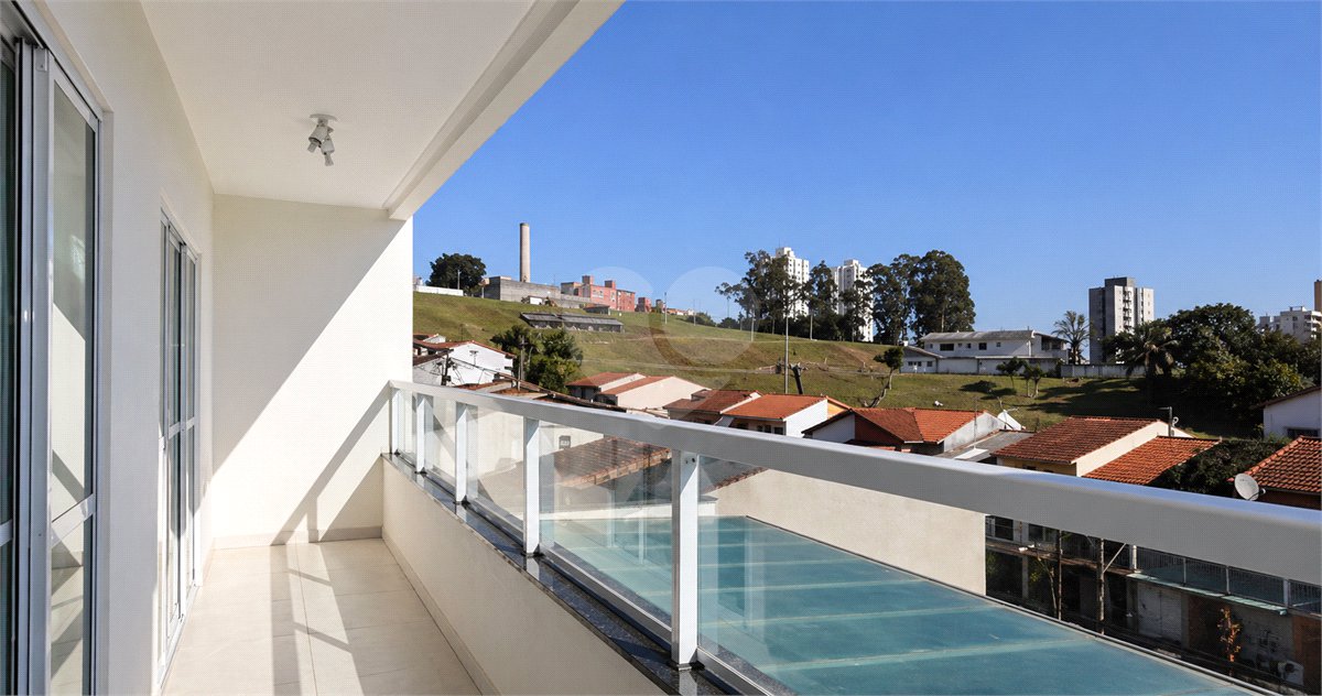 Sobrado à venda com 3 quartos em Nova Petrópolis, São Bernardo do Campo, SP