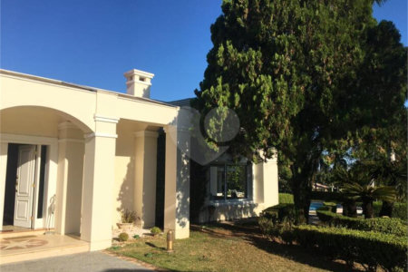 Casa à venda com 5 suítes no condomínio São Paulo, São Paulo - SP