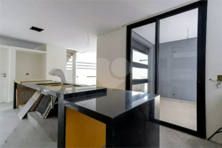 Casa à venda com 3 suítes em Vila Maria Alta, São Paulo, SP