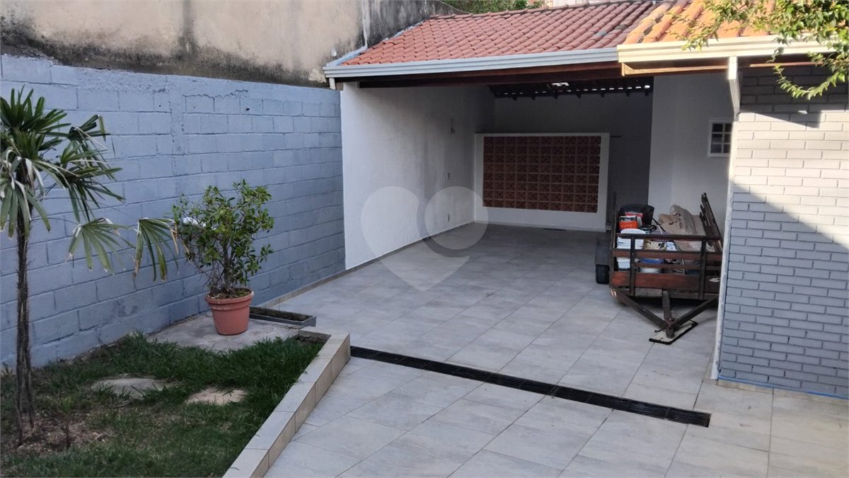 Casa à venda com 3 quartos, sendo 1 suíte, em Parque Ouro Fino, Sorocaba, SP