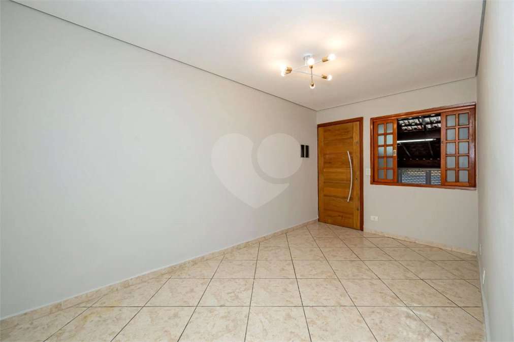 Casa à venda com 2 quartos em Conjunto Residencial Jardim Canaã, São Paulo, SP