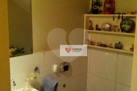 Sobrado à venda com 3 quartos, sendo 1 suíte, em Jardim das Palmas, São Paulo, SP